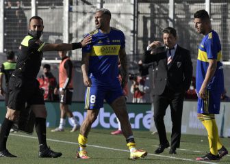 Riquelme explica la salida de Cardona en el Superclásico