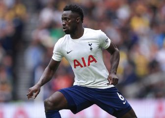 Tottenham espera por Davinson