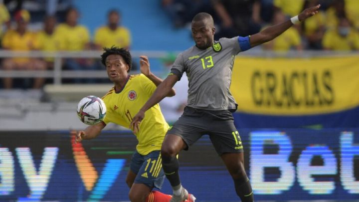 La FIFA sancionó a Colombia por mal comportamiento en el duelo ante Ecuador por Eliminatoria. La FCF tendrá que pagar una multa por dos sanciones
