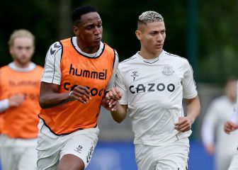 Yerry Mina sigue ausente en Everton por lesión