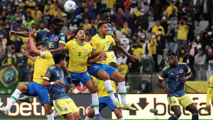 Colombia pierde en Brasil y baja en la tabla de las Eliminatorias
