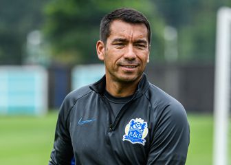 Van Bronckhorst, candidato para ser DT de Morelos