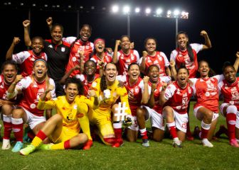 Jugadoras de Santa Fe recibirán becas universitarias