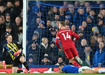 Liverpool golea a Everton en Goodison con doblete de Salah