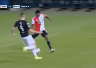 El doblete de Sinisterra para remontar el partido a Heracles