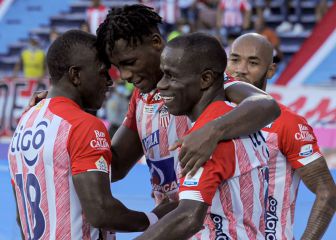 Junior golea a Pereira y se mete en la pelea del Grupo A