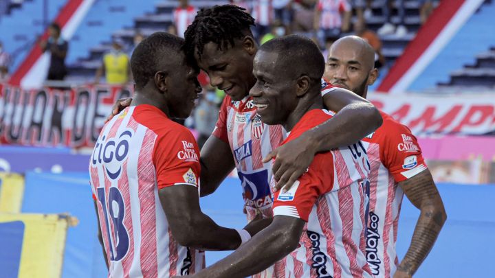 Junior golea a Pereira y se mete en la pelea del Grupo A