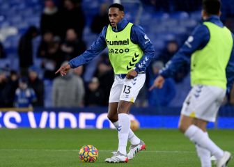 Yerry Mina podría ser vendido