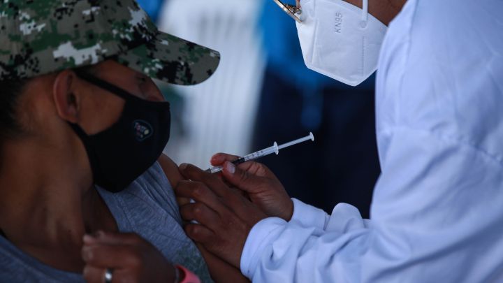 Vacunación en Colombia: ¿Cuándo empezará la producción de vacunas en el país?