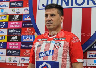 Junior oficializa a Juan Cruz Real como su nuevo técnico