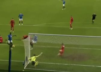 Doble remate y gol: Morelos hace el segundo ante St Mirren