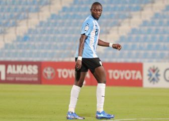 Coulibaly, rival de James, se desploma en el campo