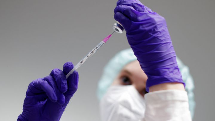 Vacunación Colombia: en qué casos dejarán de utilizarse las vacunas de Moderna y por qué