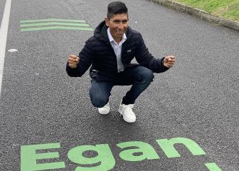 El gesto de Nairo para decirle a Egan: 