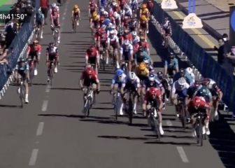 El fuerte sprint de Gaviria ante Caleb Ewan para quedar 3º