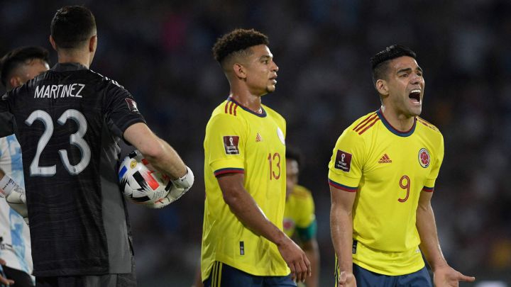 Colombia cae con Argentina y queda cerca de la eliminación