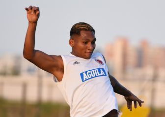 Enfado con Reinado Rueda en Escocia por Alfredo Morelos