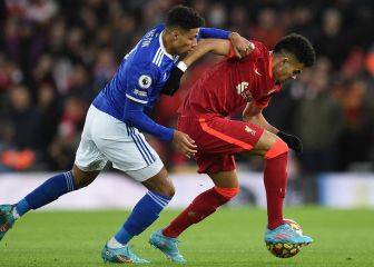 Michael Owen, encantado con el debut de Díaz en Premier