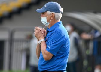 Comesaña deja la conferencia de prensa: 