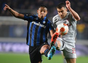 Alarma en Atalanta: Muriel sale con molestia en la UEL