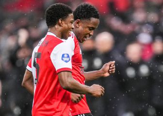 Nuevo golazo de Sinisterra en victoria de Feyenoord