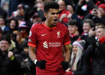 Díaz, al top 10 del ranking de 'Daily Mail' y Crouch lo elogia