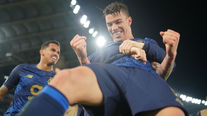Matheus Uribe anota golazo y Porto clasifica a octavos de final