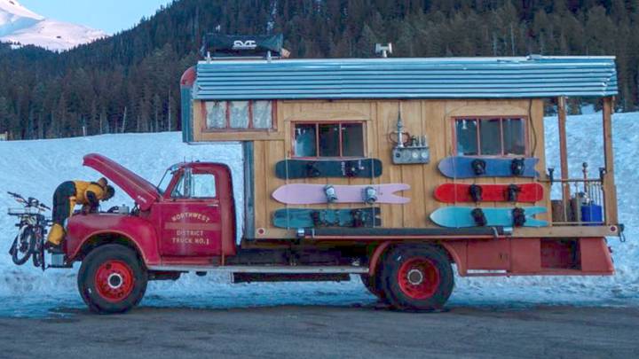 La nuestra George Hanbury Señor Convierte un antiguo camión de bomberos en la casa con ruedas de sus sueños  - AS.com