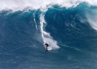 El gran viernes: olas gigantes en Nazaré, Hawái y España