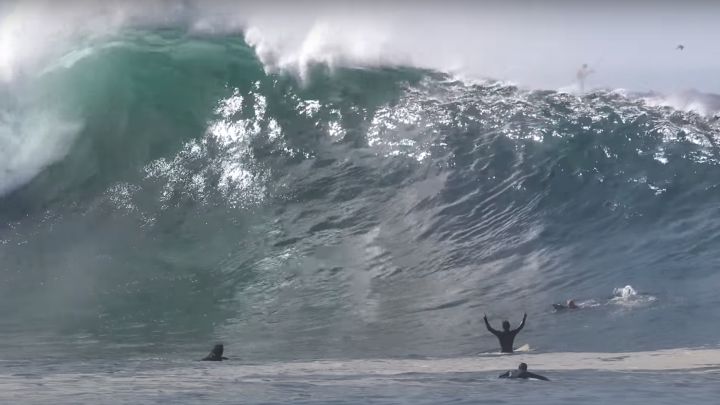 Surf en las olas más peligrosas del mundo: Reunión, Wedge, Puerto...