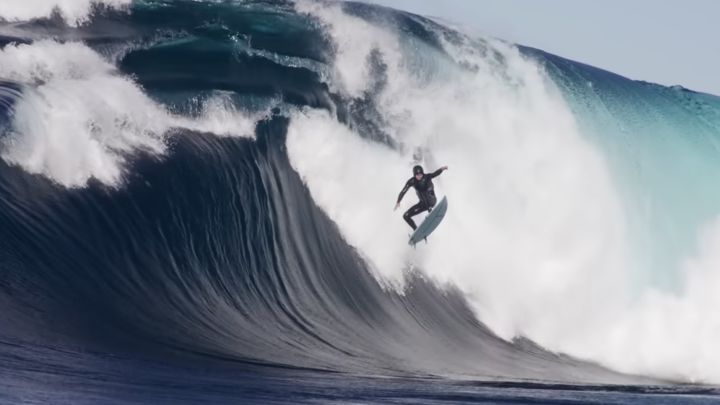 Surf en la ola mutante de Shipstern Bluff con tan solo 16 años