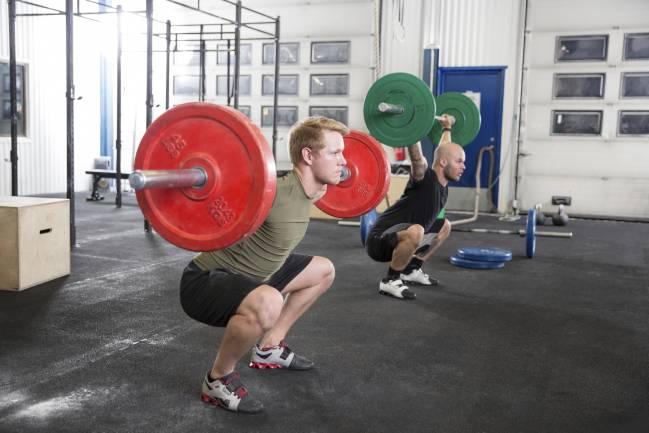 Las sentadillas, fundamentales para el tren inferior.