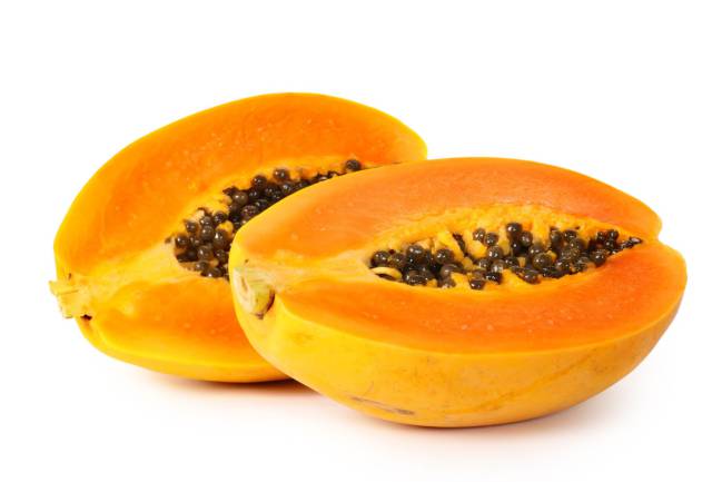 La papaya está riquísima y tiene pocas calorías.