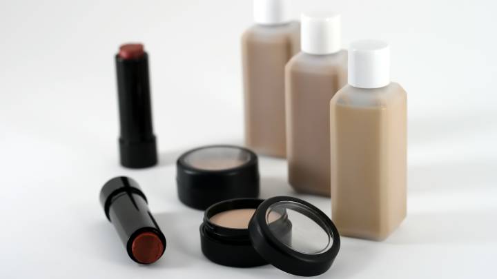 “Uno de cada dos ingredientes cosméticos analizados son tóxicos”
