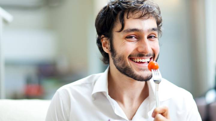 Para vivir más, moderación con hidratos de carbono y grasas