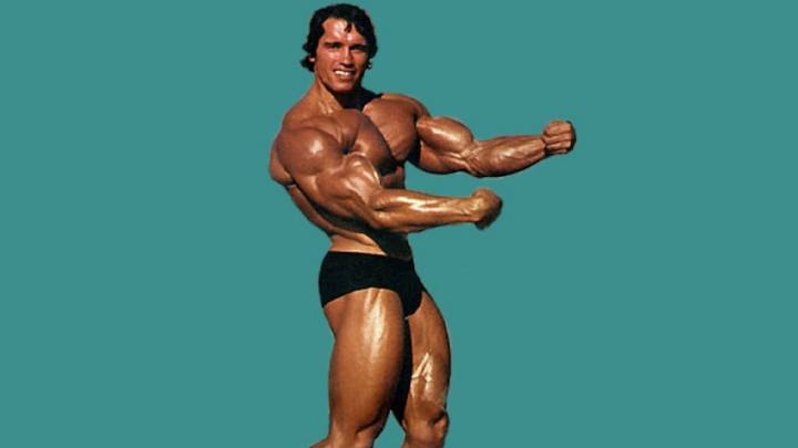 Los trucos y consejos de Arnold para conseguir unos brazos enormes