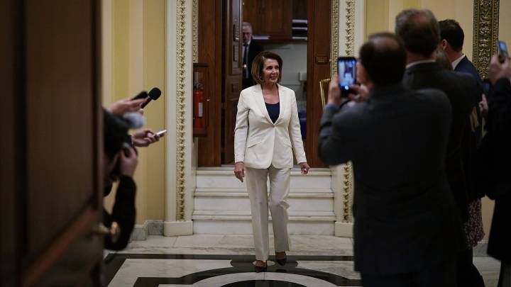 Los trucos de Nancy Pelosi para aguantar 8 horas de discurso de pie