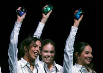 Francia prohíbe los móviles en los colegios (también en el recreo)