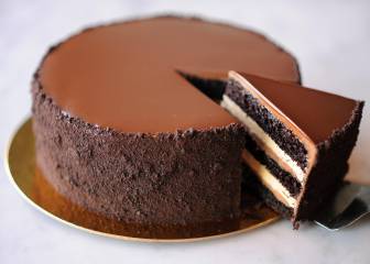 Tomar tarta de chocolate para desayunar es bueno para la salud