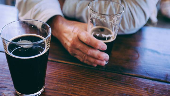 No, el consumo moderado de alcohol no tiene beneficios para la salud