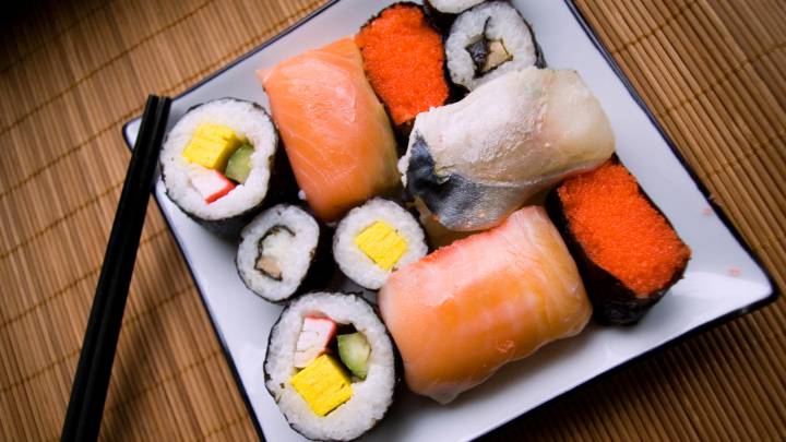 El anisakiasis y los peligros de comer pescado crudo: las respuestas