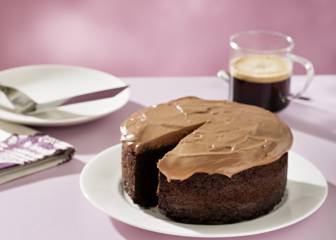 Cómo preparar un pastel vegano de chocolate y café