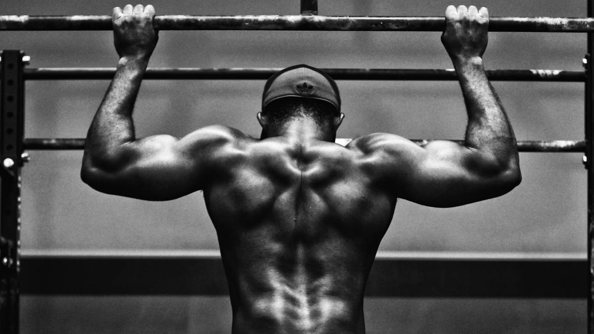 Para fortalecer la espalda baja: 5 ejercicios que no te deben