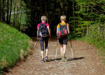 Los bastones para andar están perjudicando tu salud