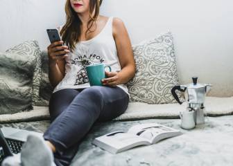 ‘Vamping’: el fenómeno que convierte a los jóvenes (y no tan jóvenes) en ‘phonebies’