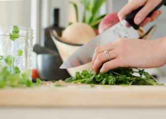 intoxicaciones alimentarias, salud, gastronomía, nutricicón, enfermedades, triquinelosis, anisakiasis, gastroenteritis, salmonelosis