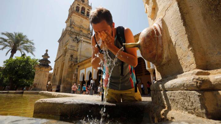 ola de calor, altas temperaturas, verano, golpe de calor, salud, muertes, población de riesgo