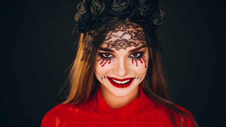 Halloween: cuidado con las lentillas y el maquillaje 