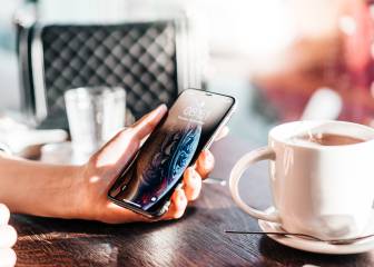 Usar el móvil por la noche retrasa la hora de acostarse y de levantarse