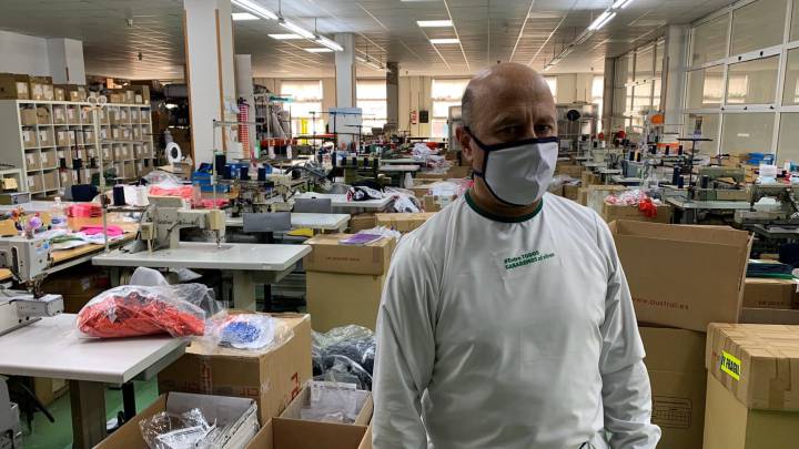 Una fábrica de ropa deportiva en Cantabria dona 11.000 mascarillas para los geriátricos